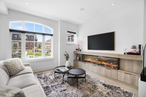 10 Lunar Crescent 24 Mississauga ON L5M 2P6