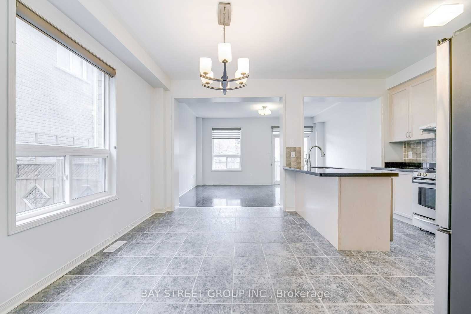 2278 Stone Glen Crescent