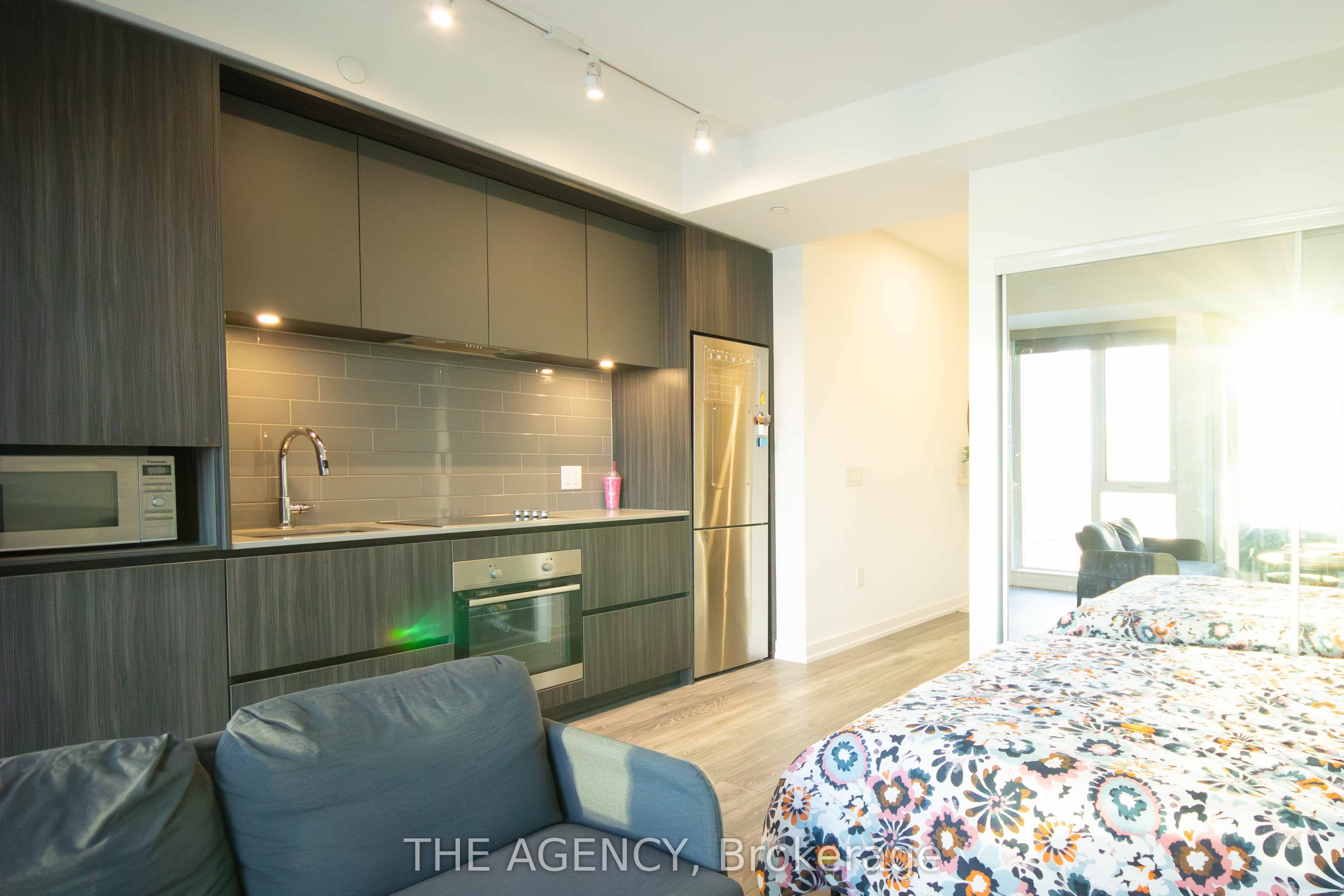 225 Sumach Street 1702