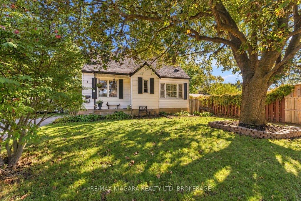 Photo of 4 Walker Avenue, St. Catharines, ON L2N 3L6 (MLS # X13886340)