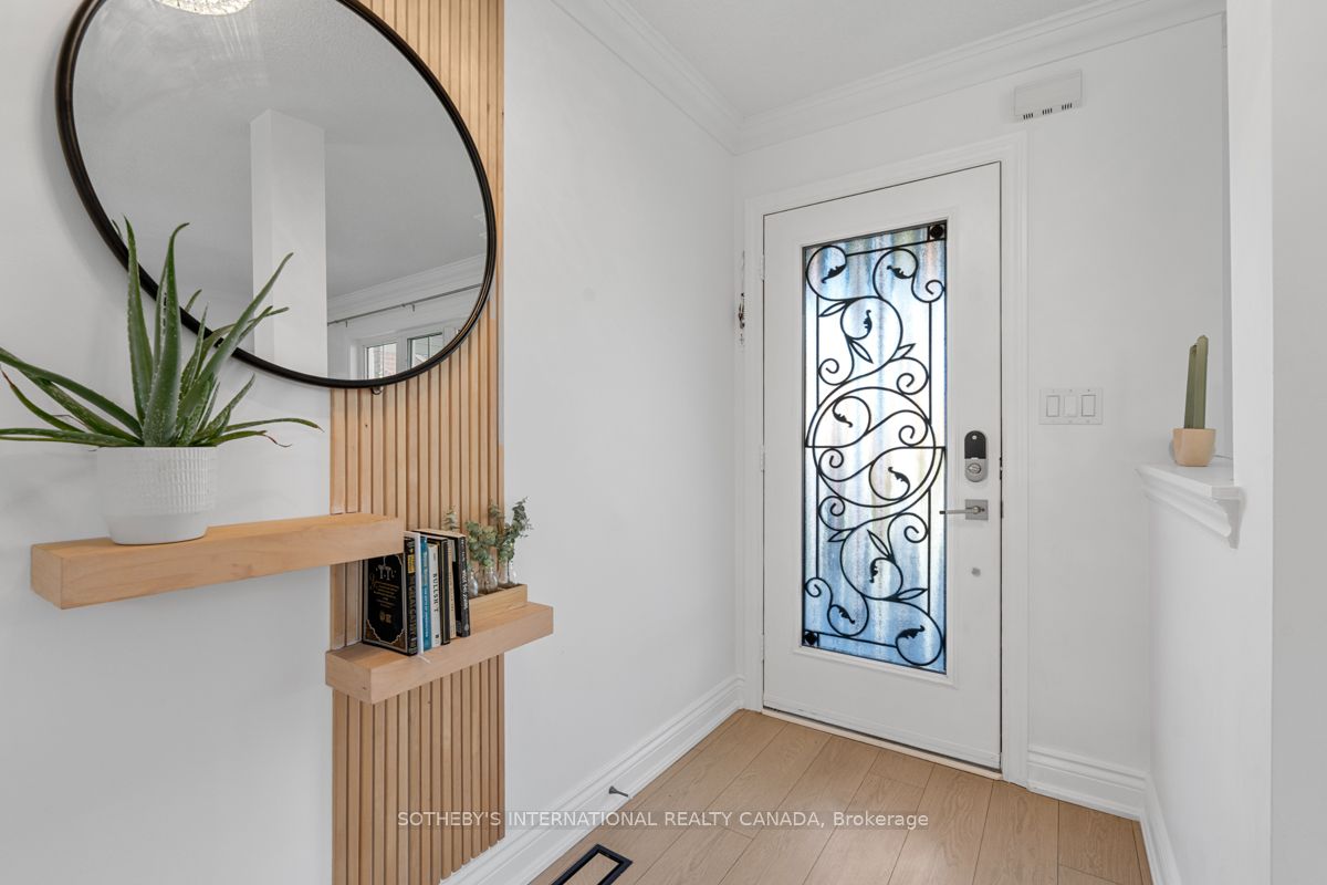 2182 Meadowglen Drive