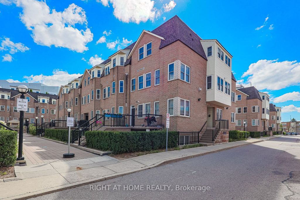 Photo of 760 Lawrence Avenue W #78, Toronto, ON M6A 3E7 (MLS # W12502392)