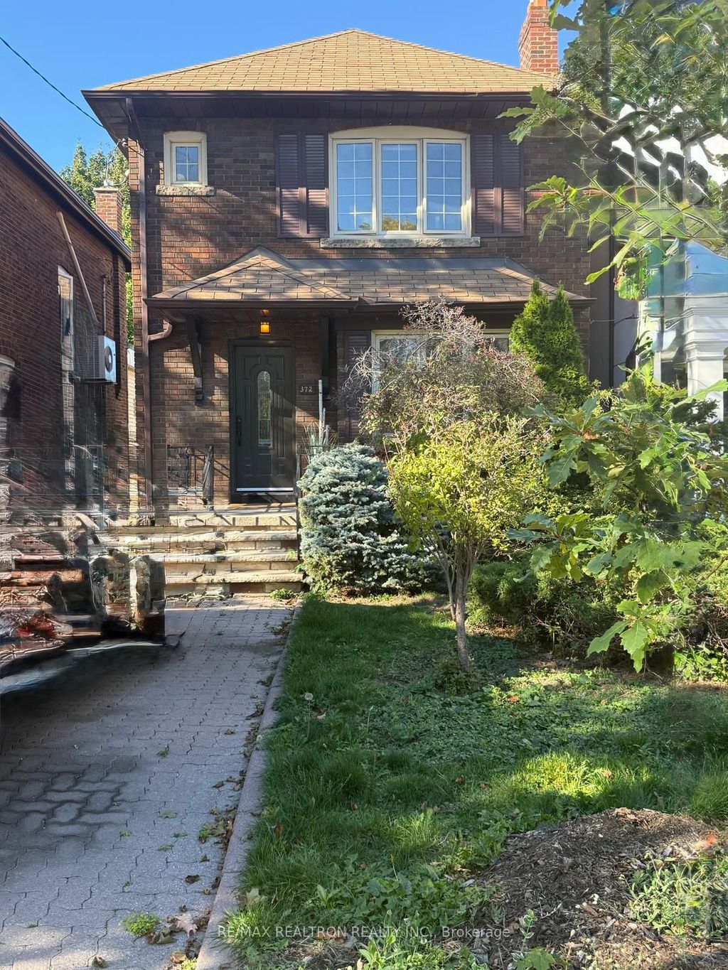 Photo of 372 St Germain Avenue, Toronto, ON M5M 1W5 (MLS # C12439486)