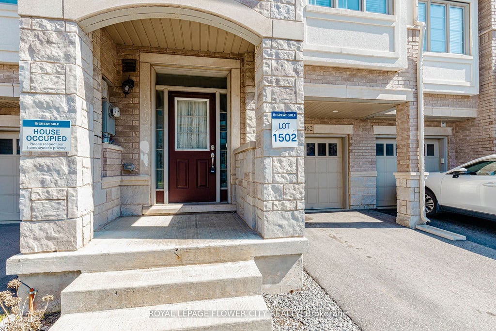 Photo of 462 Sheaffe Place, Milton, ON L9E 1K1 (MLS # W13507586)