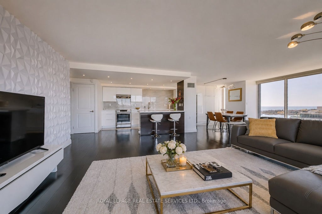 Photo of 2045 Lake Shore Boulevard W #1607, Toronto, ON M8V 2Z6 (MLS # W13752568)