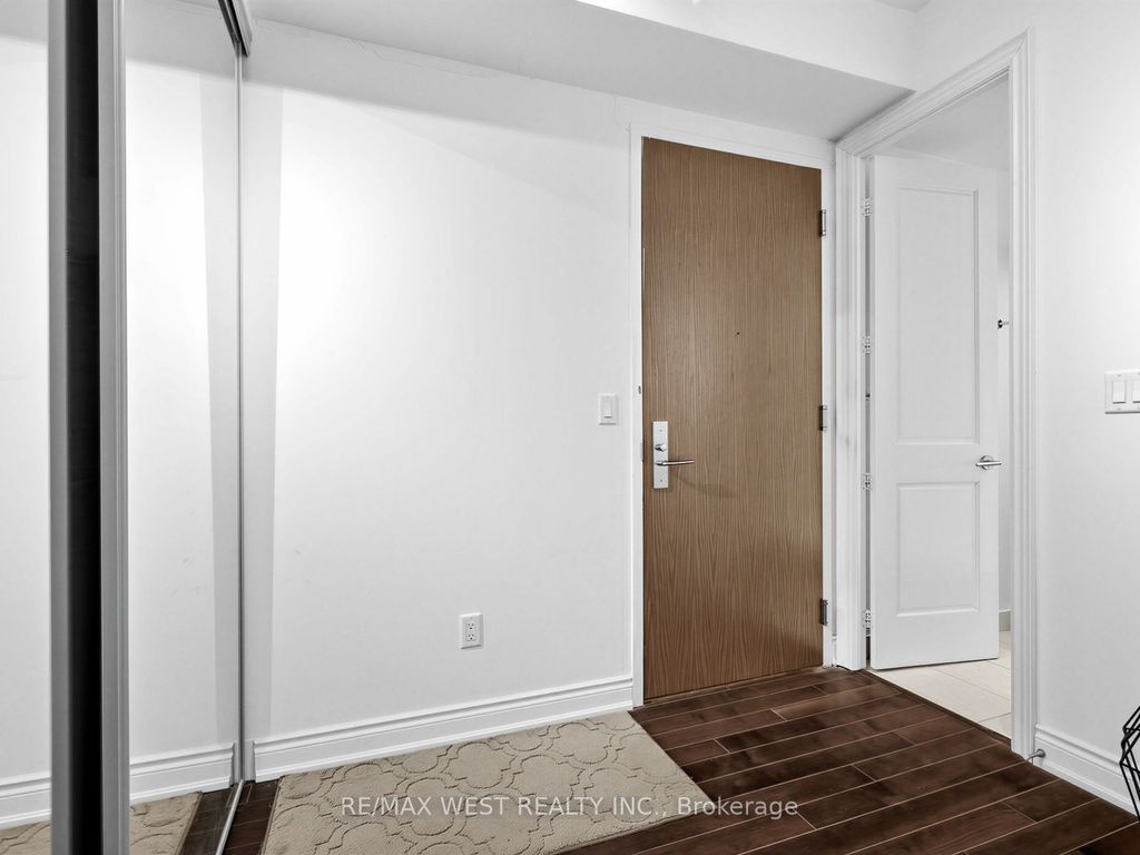 Photo of 388 Yonge Street #7201, Toronto, ON M5B 0A4 (MLS # C12763040)