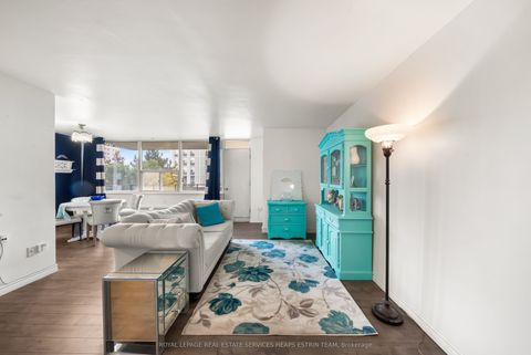 20 Forest Manor Road 506 Toronto ON M2J 1M2