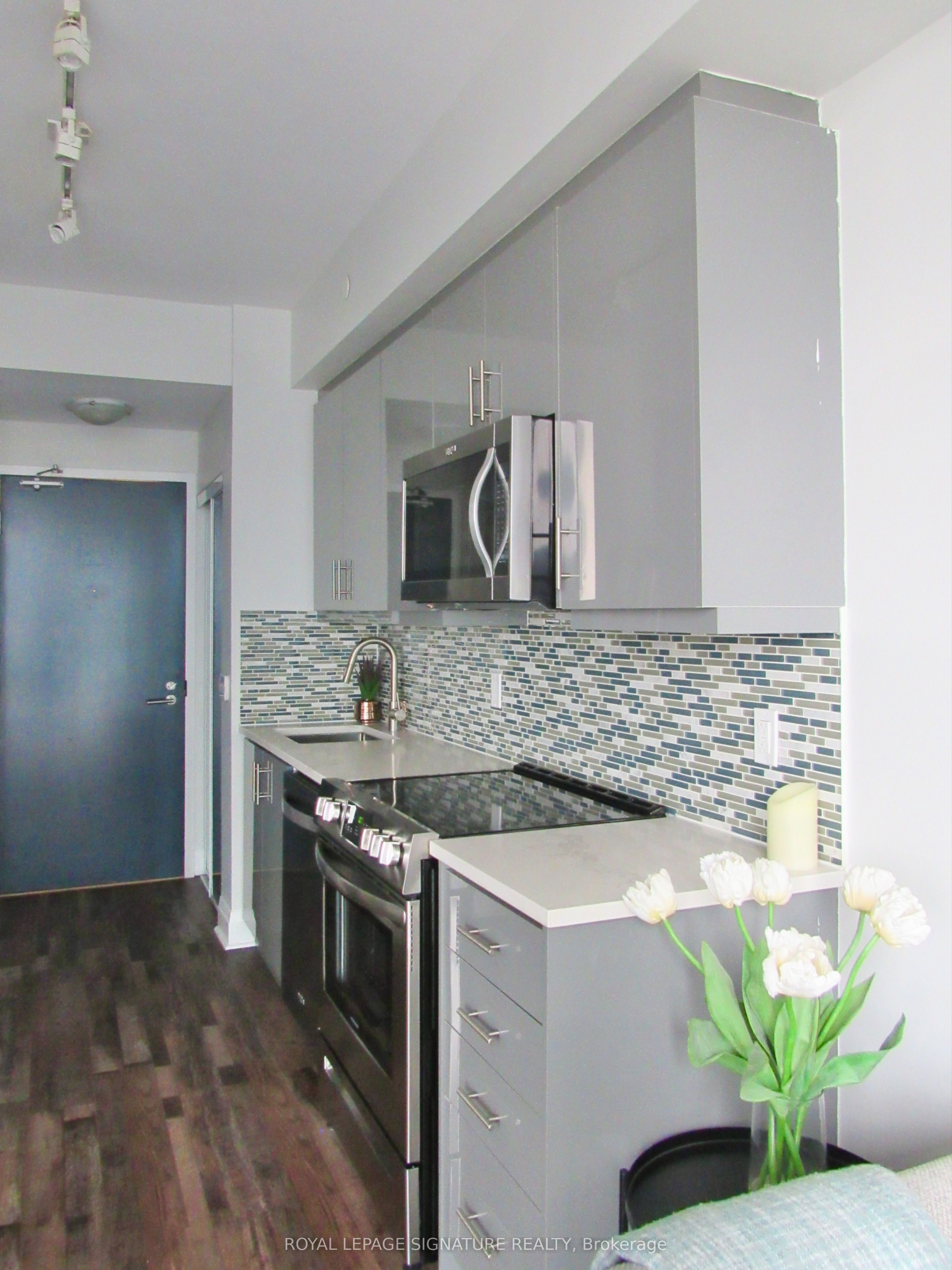 17 Zorra Street 602