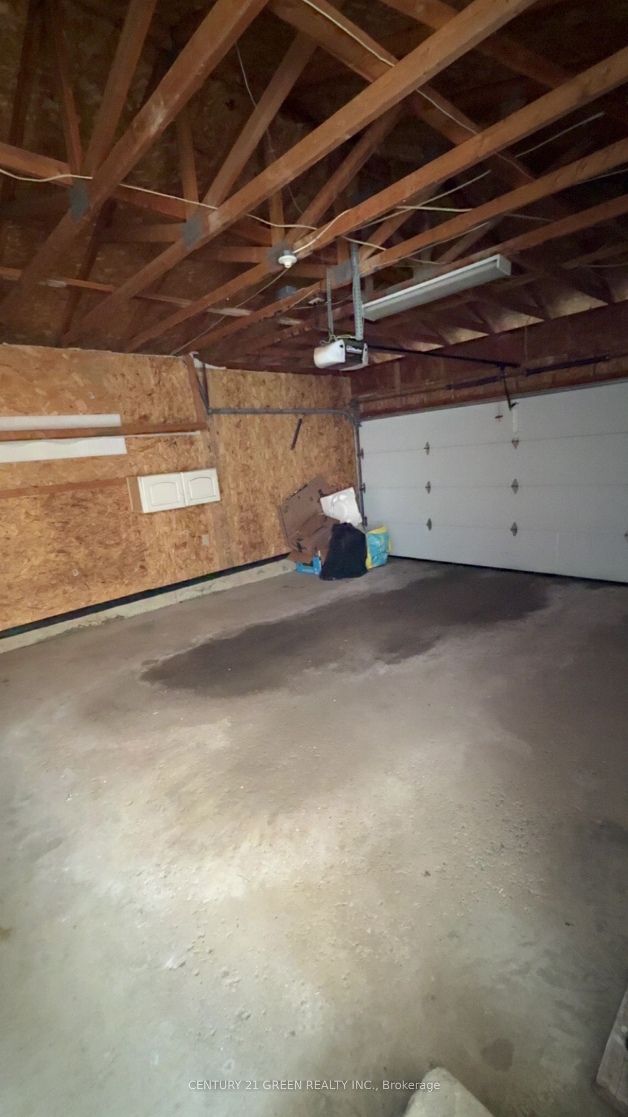 6071 Duford Drive Upper Portion