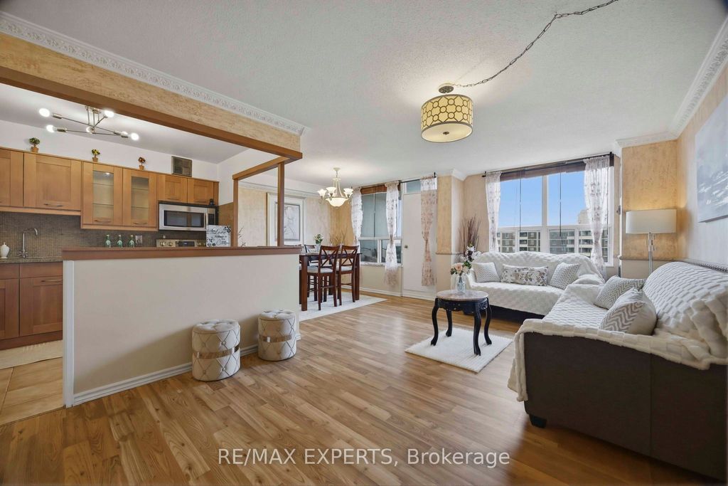 Photo of 5 Shady Golfway #1417, Toronto, ON M3C 3A5 (MLS # C13005102)
