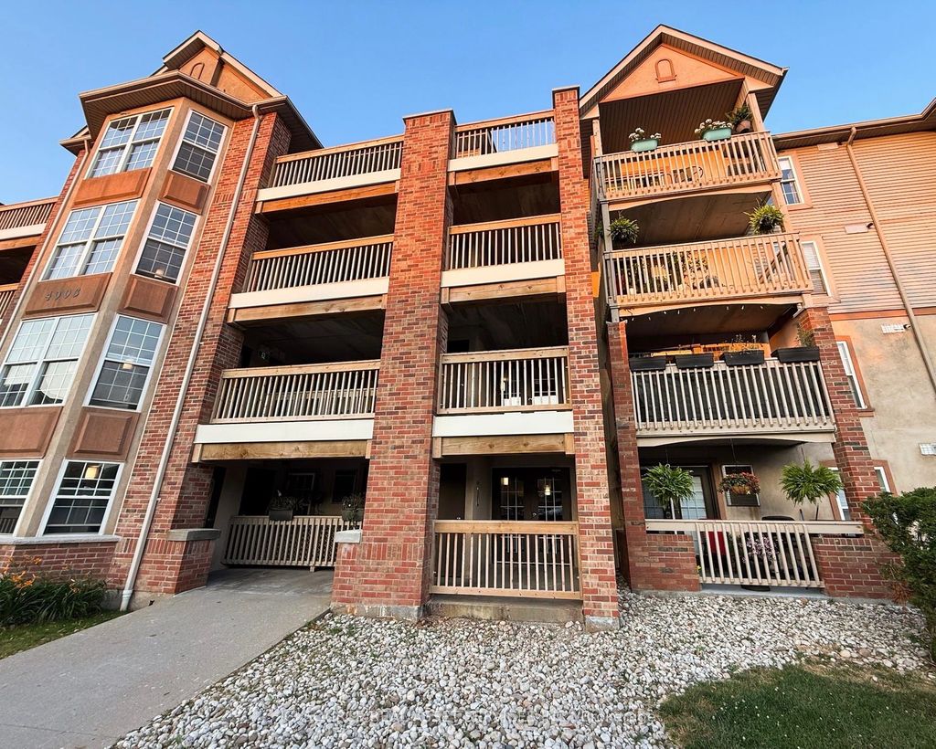 Photo of 4003 Kilmer Drive #204, Burlington, ON L7M 4M1 (MLS # W12483250)