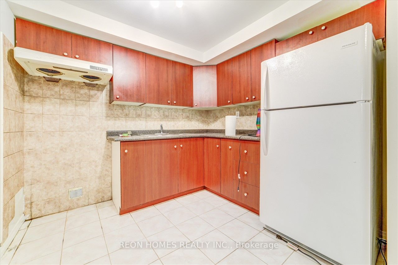 322 Elson Street (Bsmt)