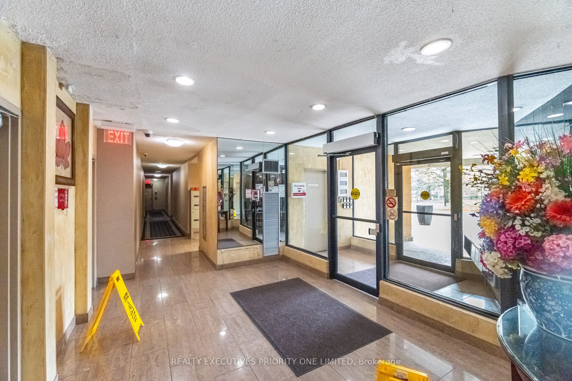 10 Martha Eaton Way 1013