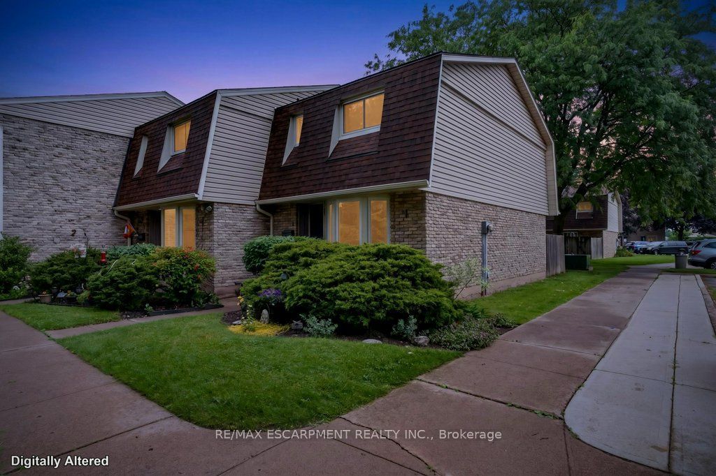 Photo of 75 Ventura Drive #1, St. Catharines, ON L2R 7J7 (MLS # X13478700)