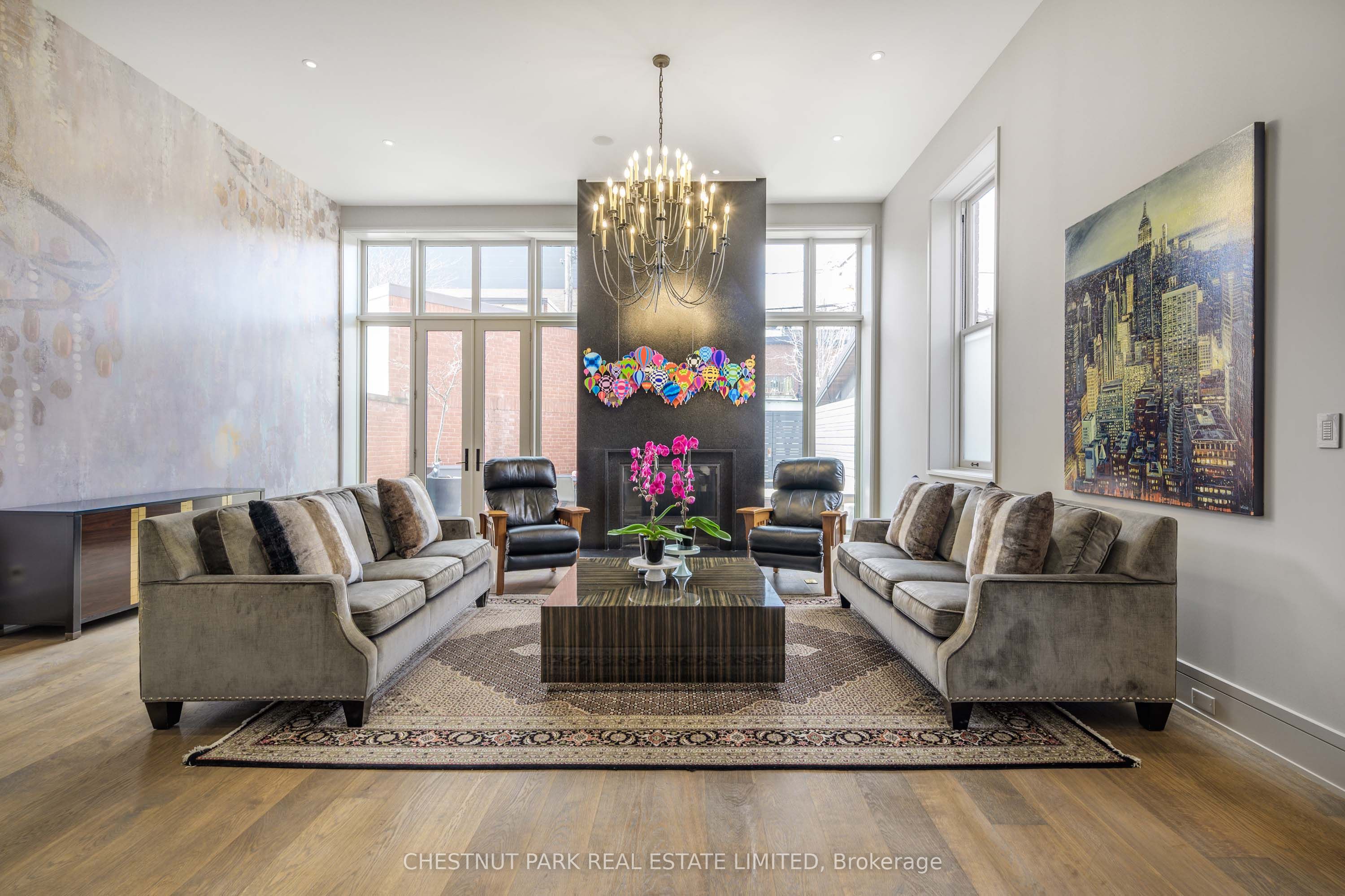 314 Palmerston Boulevard