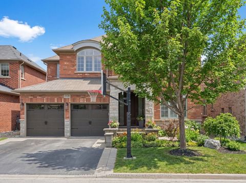 3225 Saltaire Crescent Oakville ON L6M 0K8