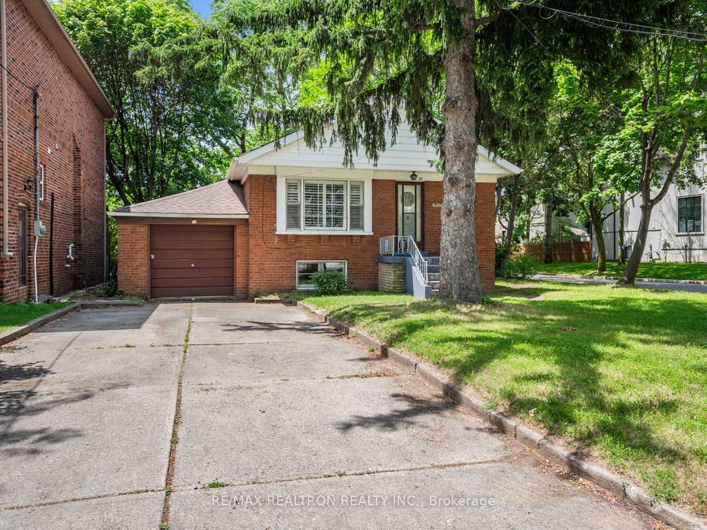 Photo of 12 Graymar Avenue, Toronto, ON M3H 3B4 (MLS # C13715060)