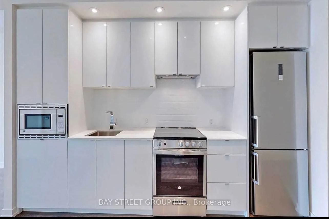 49 East Liberty Street 2006