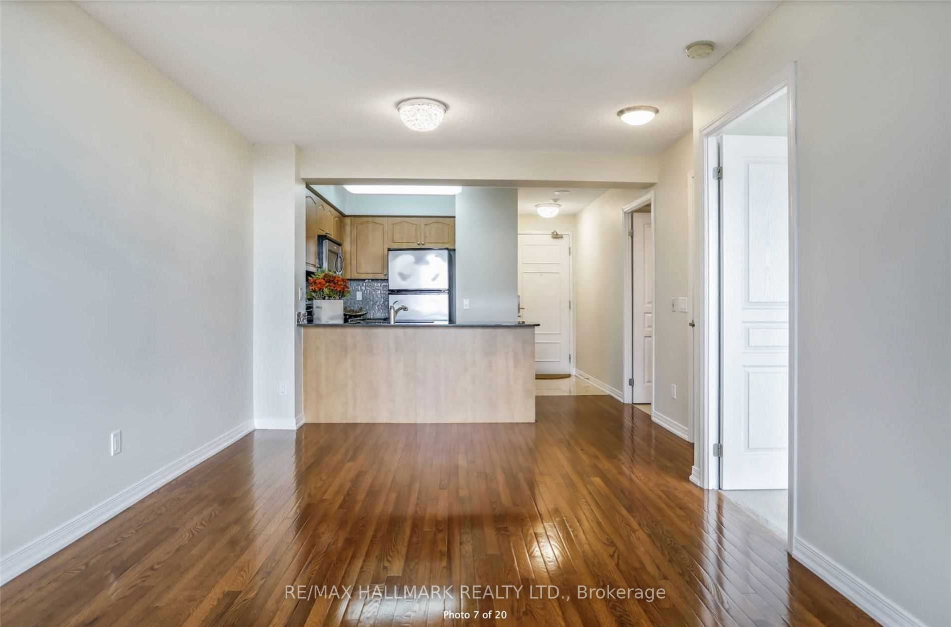 310 Red Maple Road 601