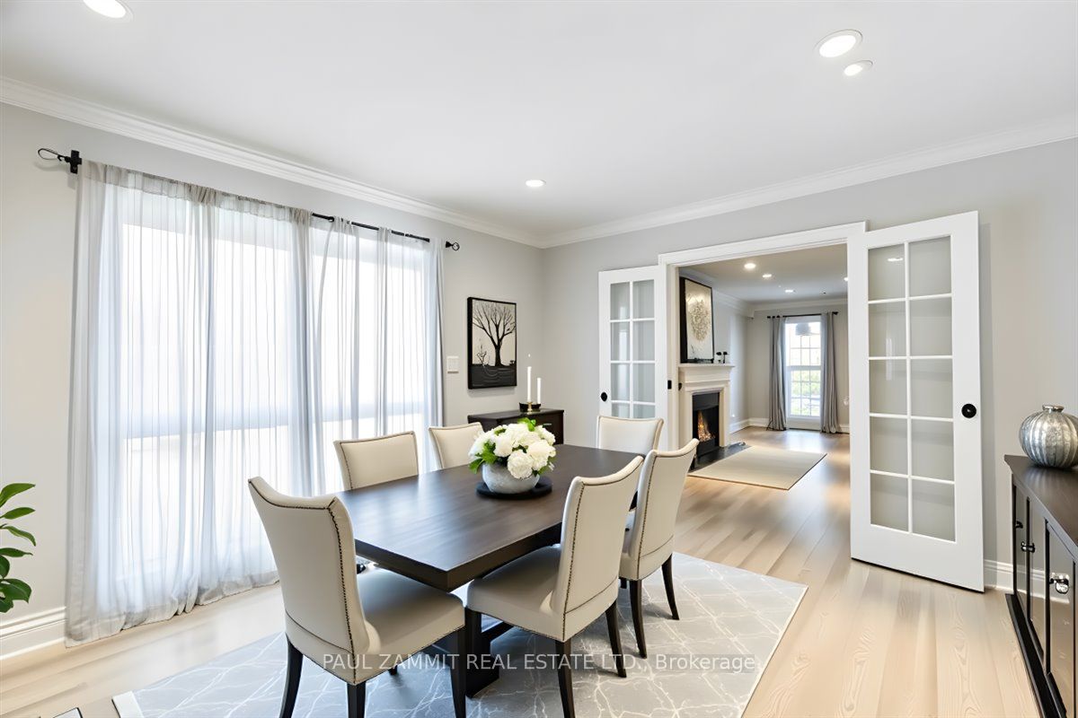 210 Bayview Fairways Drive