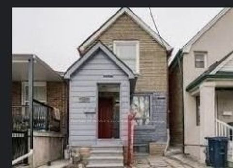 Photo of 681 Jane Street, Toronto, ON M6N 4A6 (MLS # W12783574)