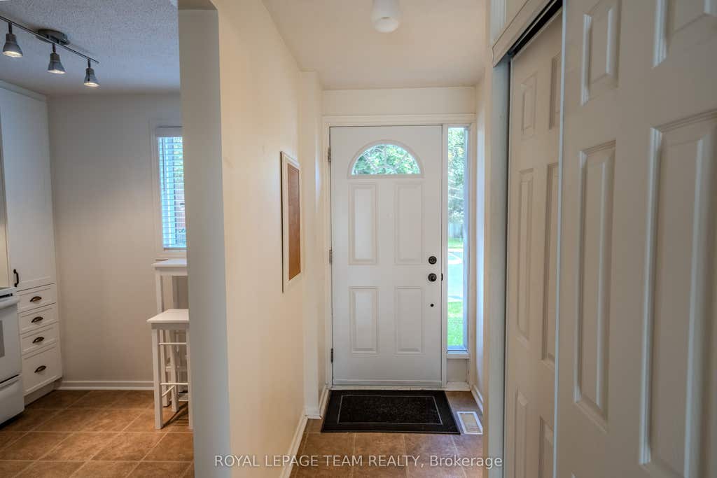 Photo of 2 Larkshire Lane #B, Barrhaven, ON K2J 1Y6 (MLS # X13716428)