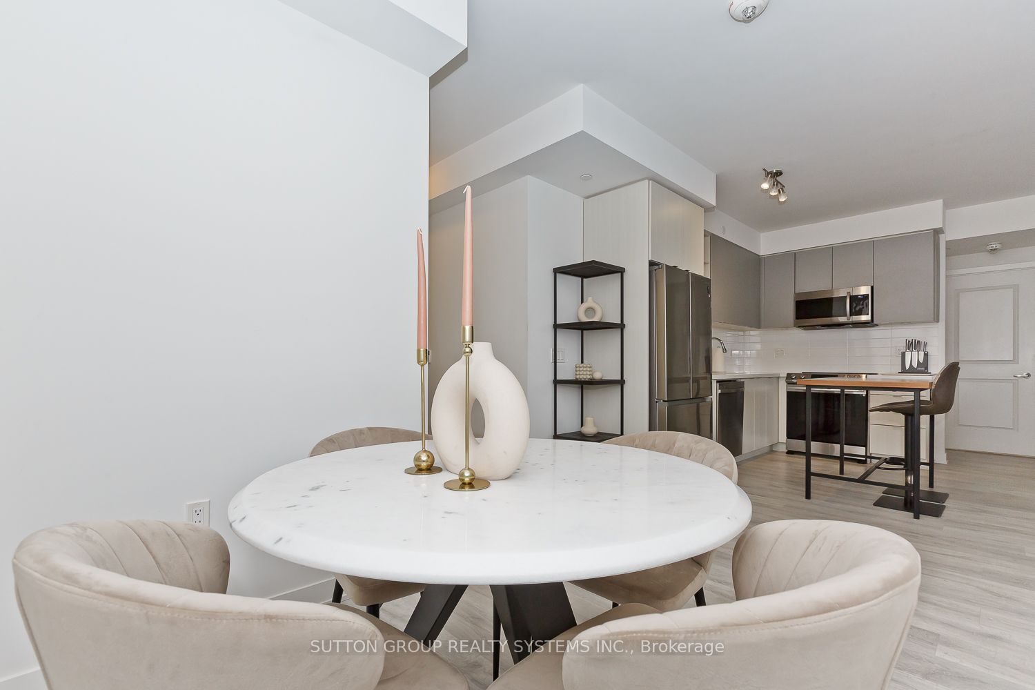 4655 Metcalfe Avenue 1409