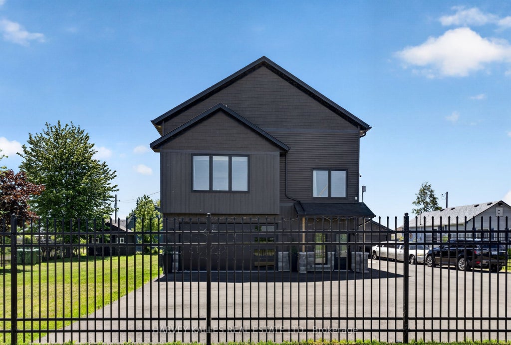 Photo of 3184 Lakeshore Road, Haldimand, ON N1A 2W8 (MLS # X13833046)