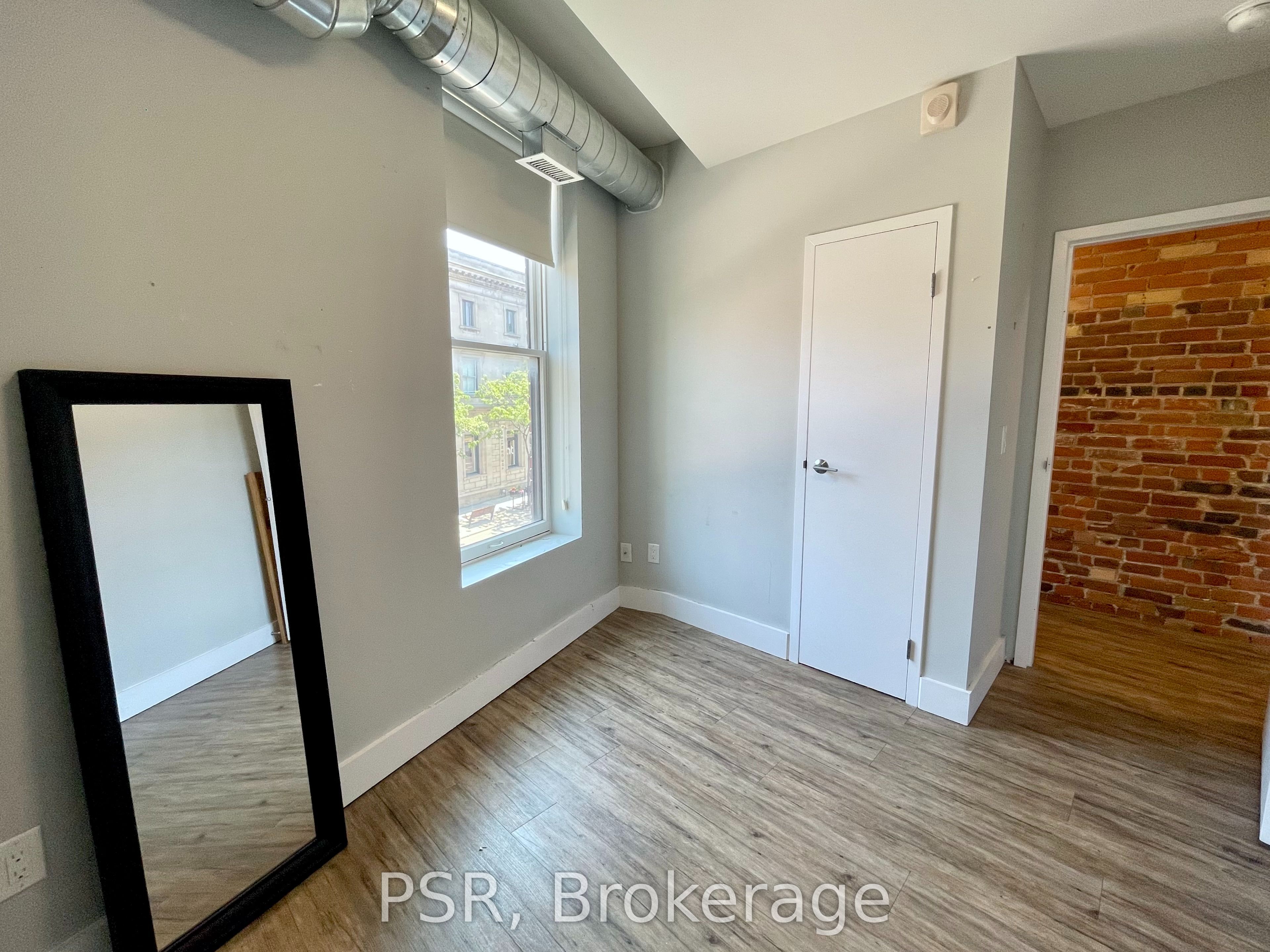 2870 Dundas Street 209
