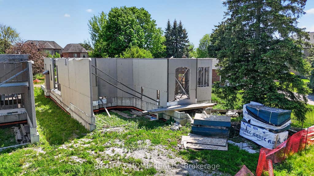 Photo of 21A Long Hill Drive, Richmond Hill, ON L4E 3M5 (MLS # N13577724)