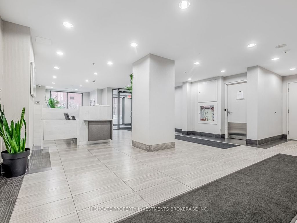 Photo of 1420 Dupont Street #806, Toronto, ON M6H 0C2 (MLS # W12446881)