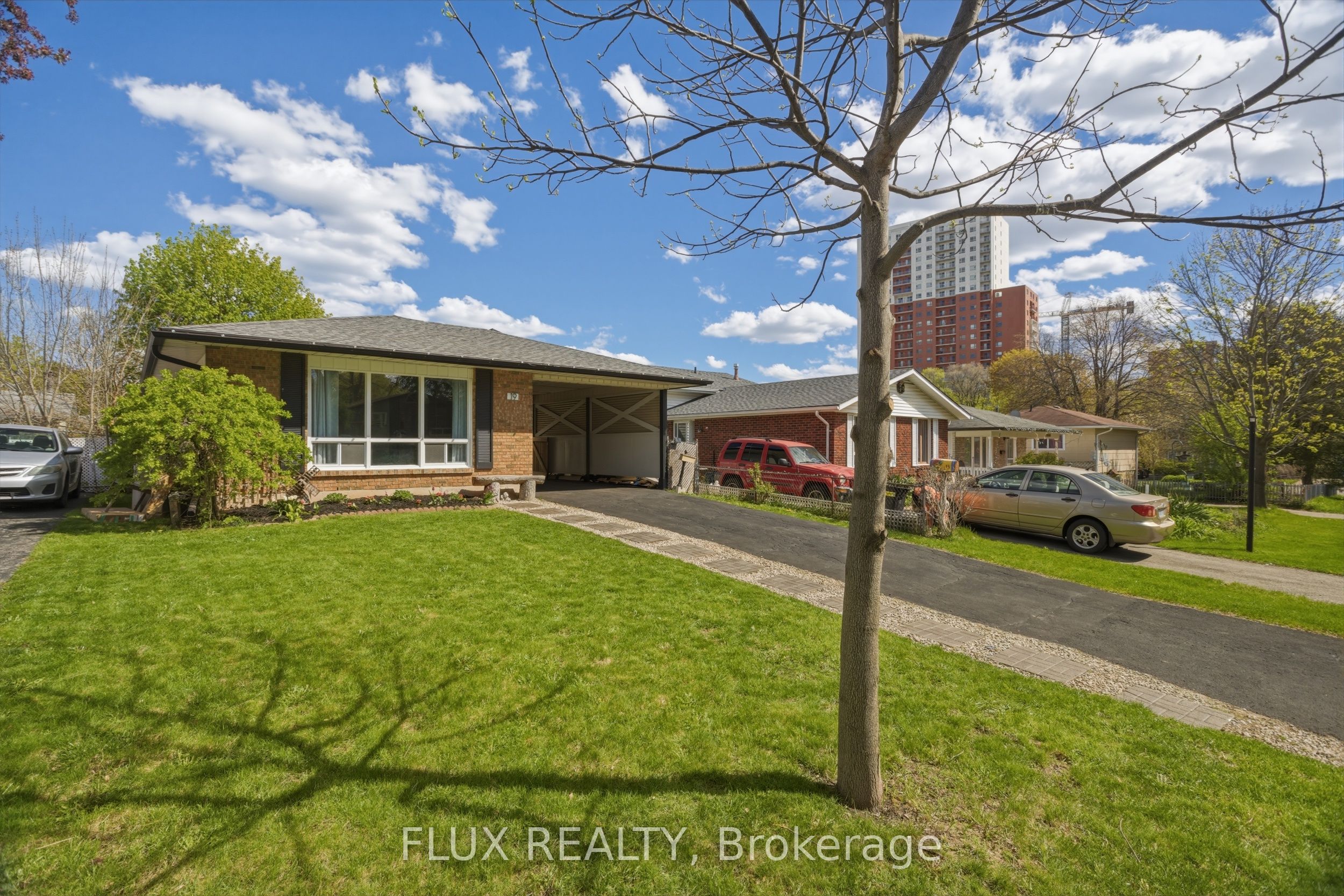 19 Greendale Crescent