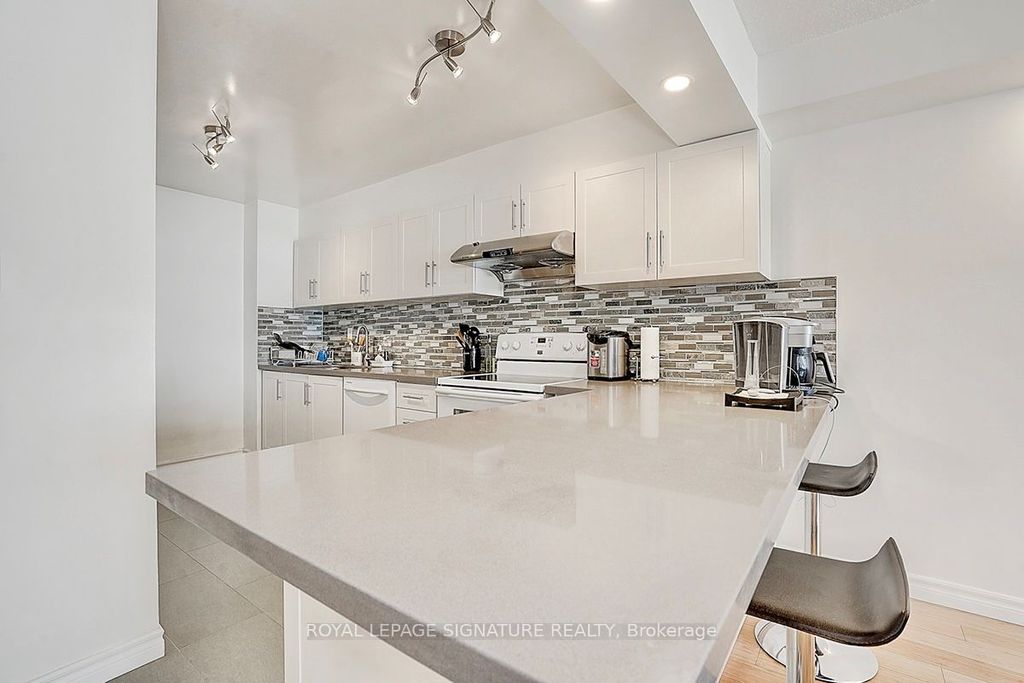 Photo of 45 Carlton Street #1209, Toronto, ON M5B 2H9 (MLS # C12437071)