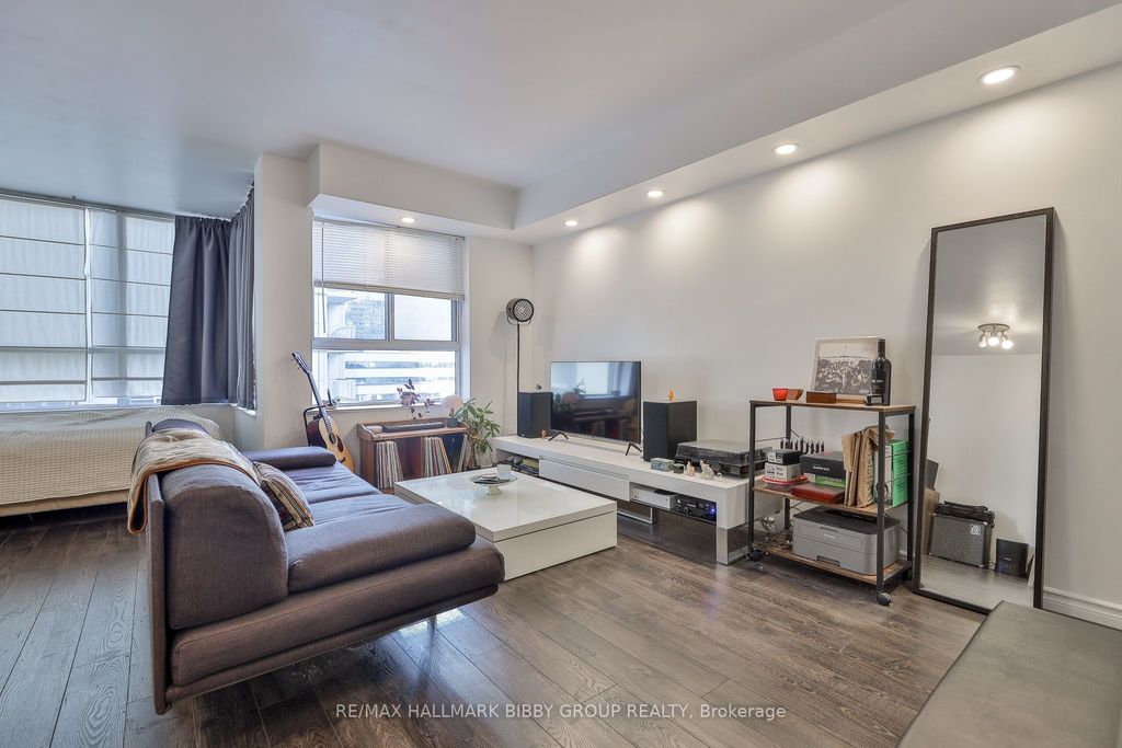 Photo of 717 Bay Street #1010, Toronto, ON M5G 2J9 (MLS # C12614230)