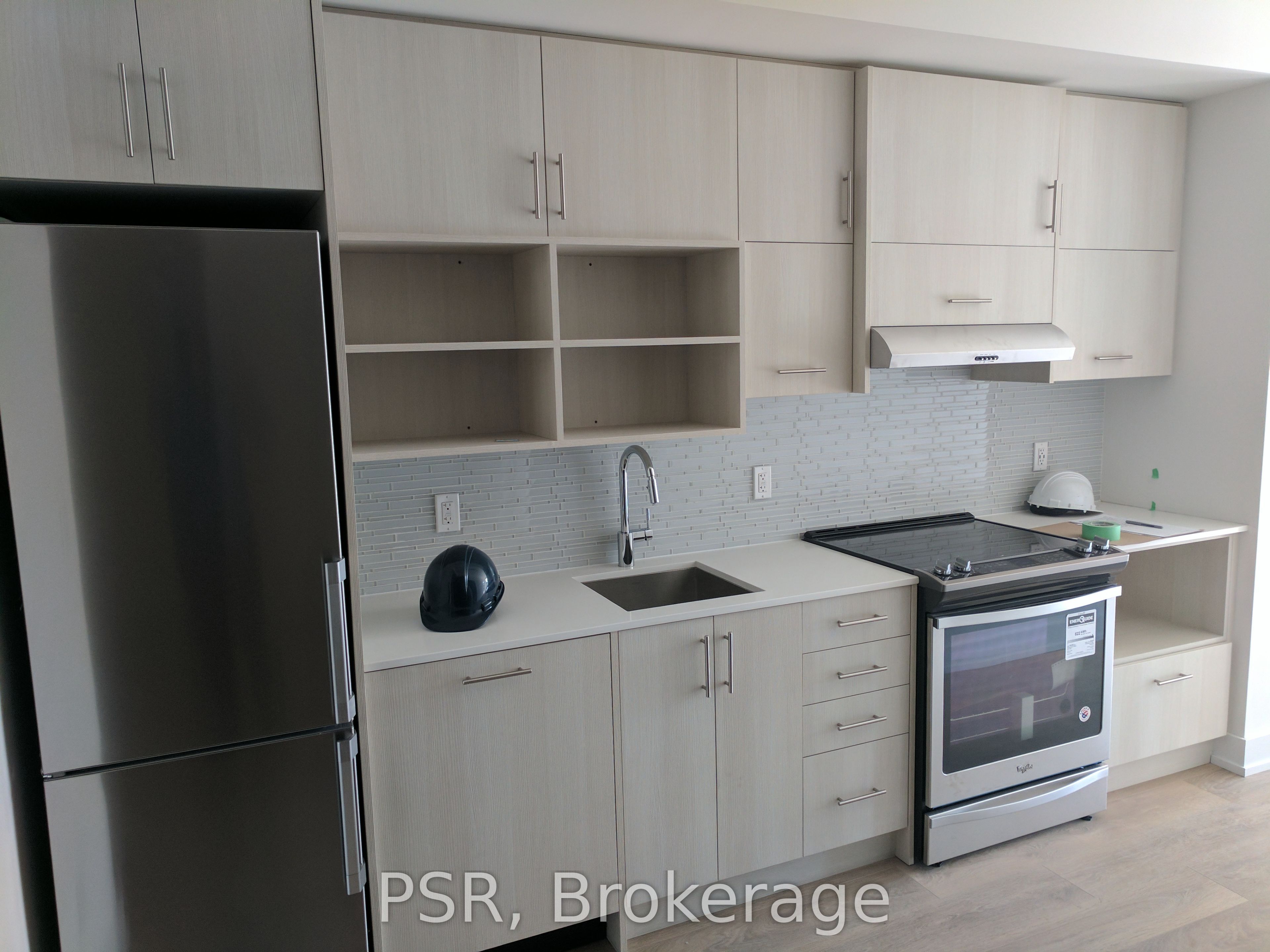 150 Fairview Mall Drive 211