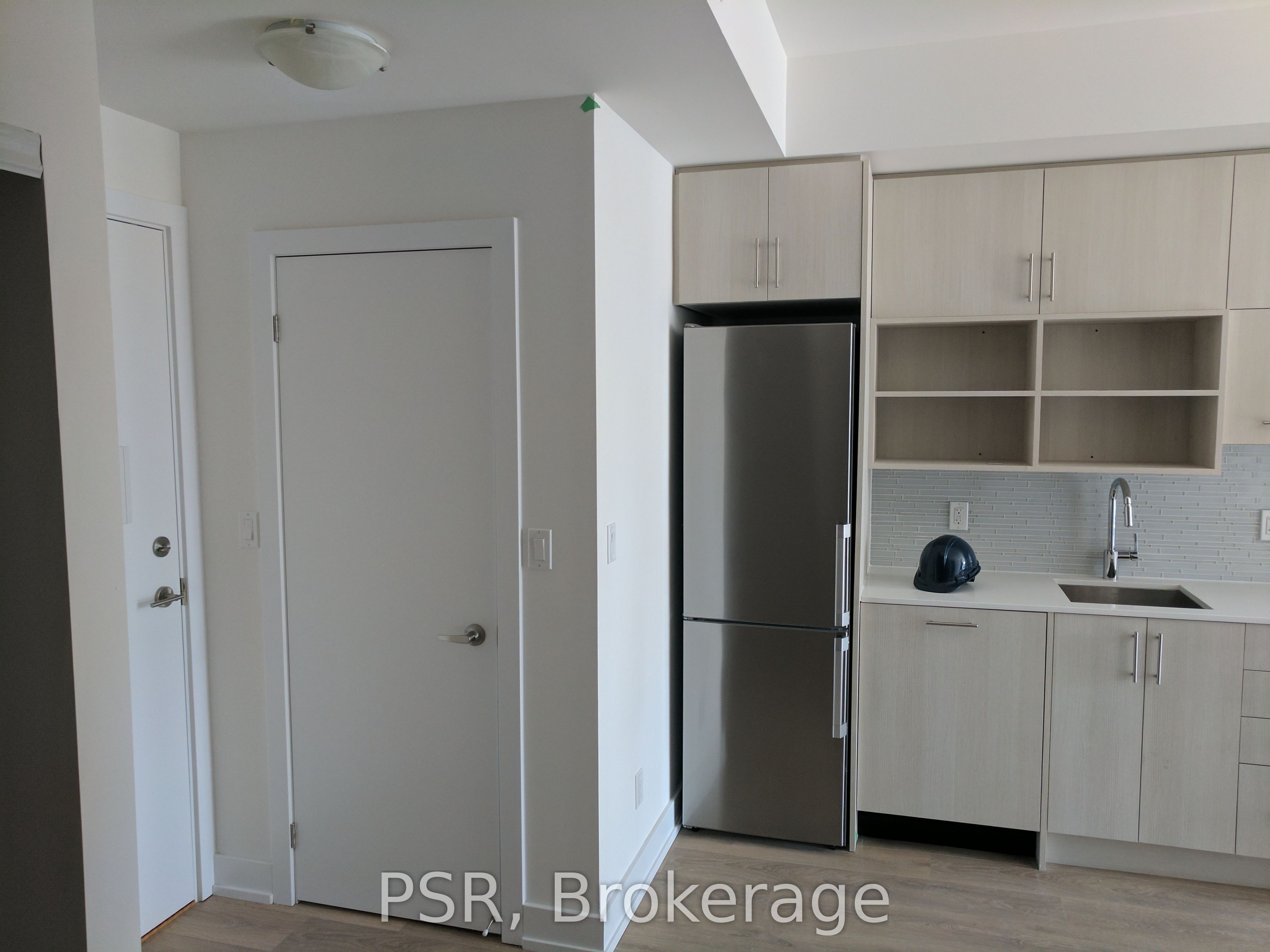 150 Fairview Mall Drive 211