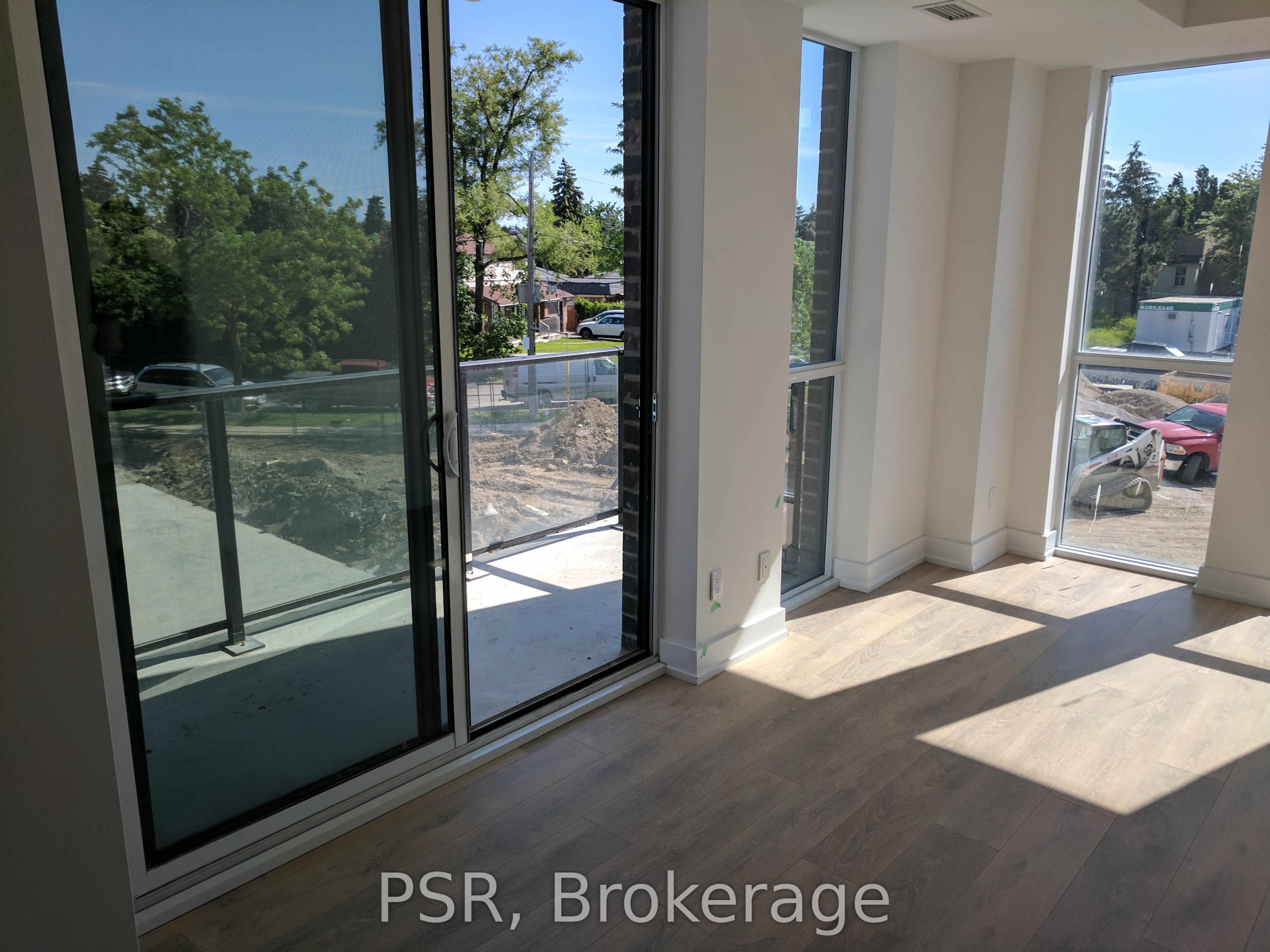 150 Fairview Mall Drive 211