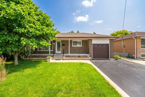21 Jersey Avenue Brampton ON L6W 1L5