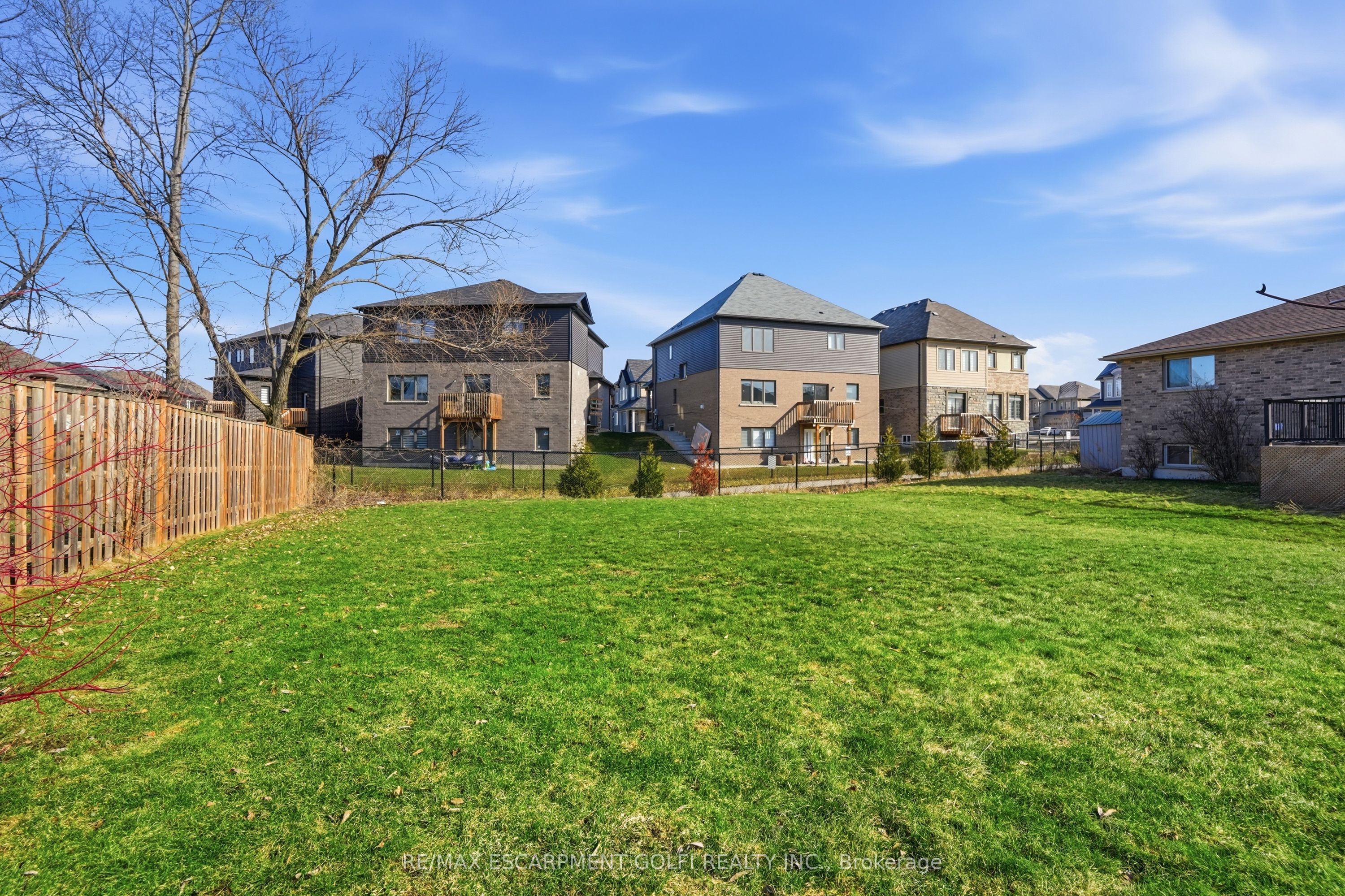 9 Pace Avenue