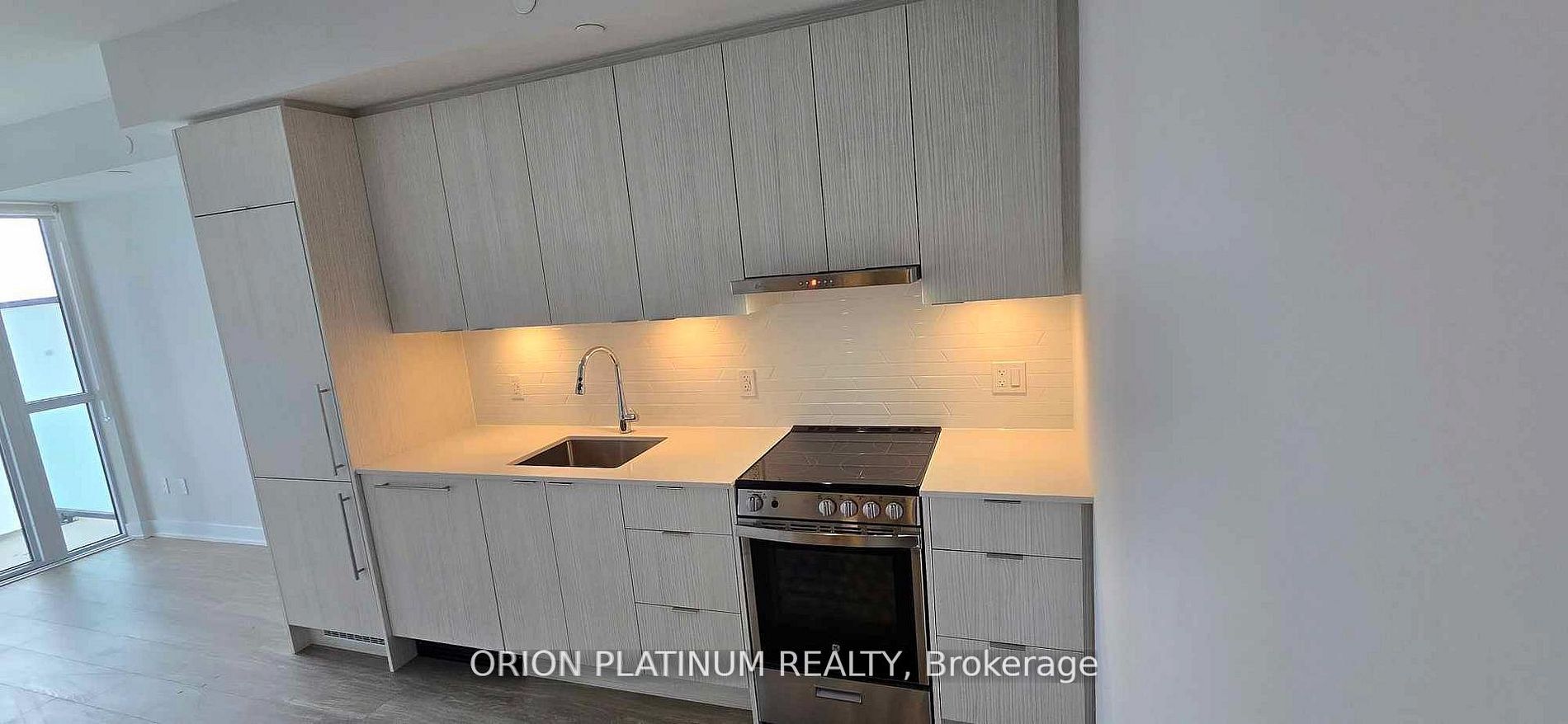 430 Square One Drive 1802