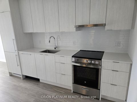 430 Square One Drive 1802 Mississauga ON L5B 0L6