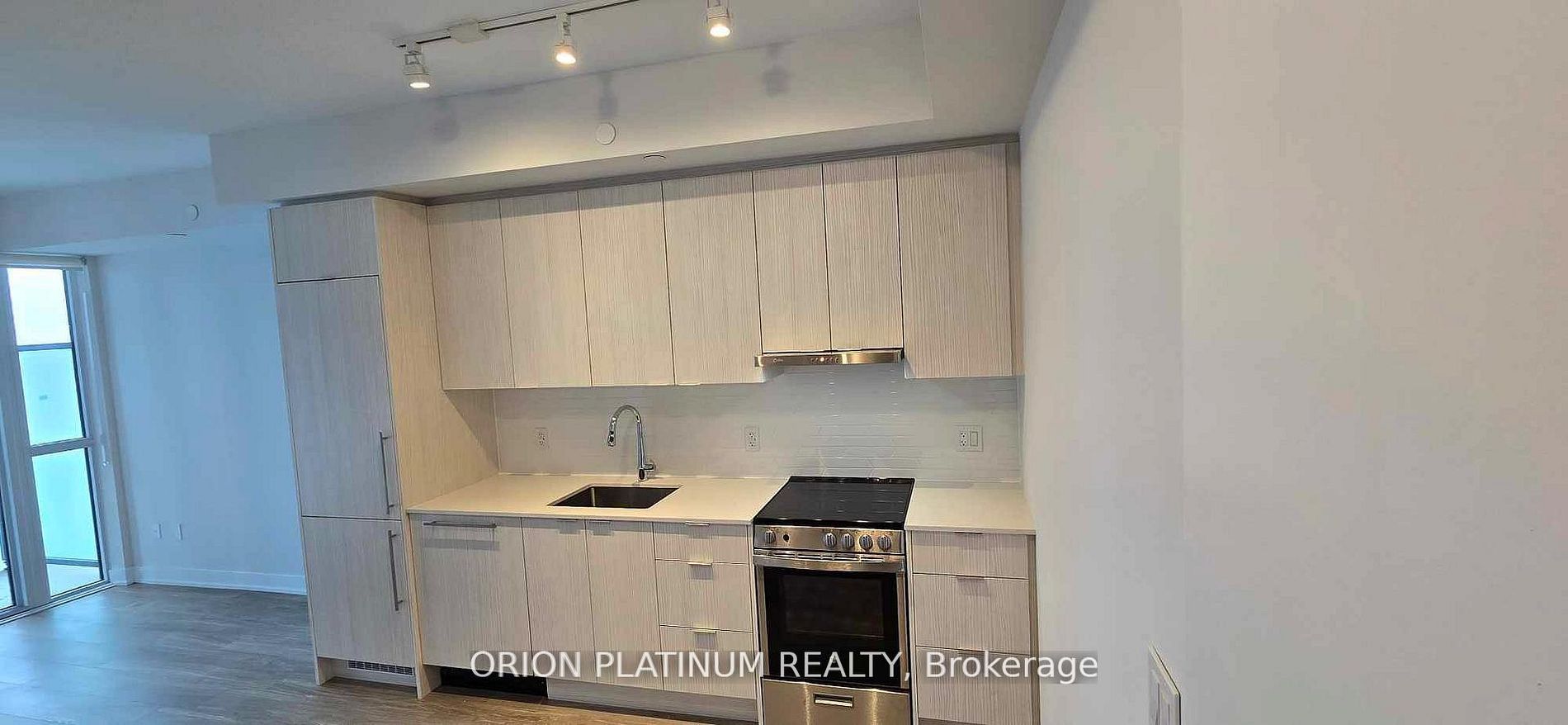 430 Square One Drive 1802