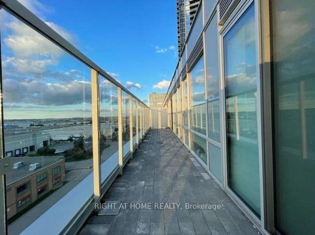 Photo of 2916 Highway 7 Road W #610, Vaughan, ON L4K 0K6 (MLS # N12654148)