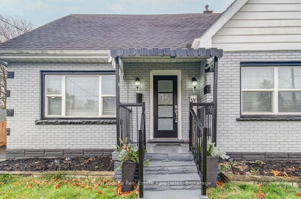 Photo of 75 Tollgate Road, Brantford, ON N3R 4Z5 (MLS # X12501642)