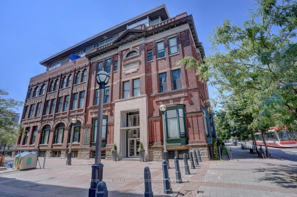 Photo of 915 King Street W #108, Toronto, ON M6K 3M2 (MLS # C12968358)