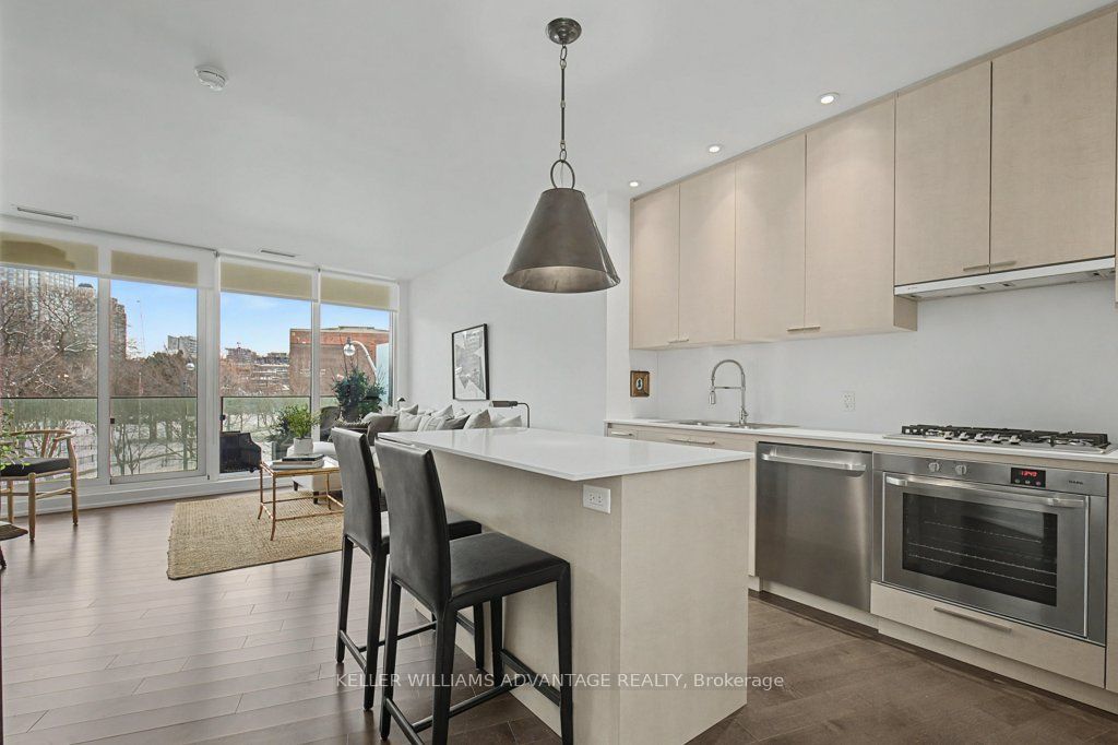 88 Davenport Road 306