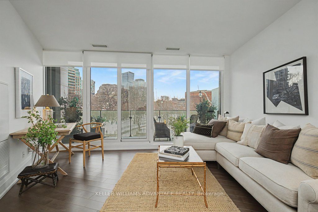 88 Davenport Road 306