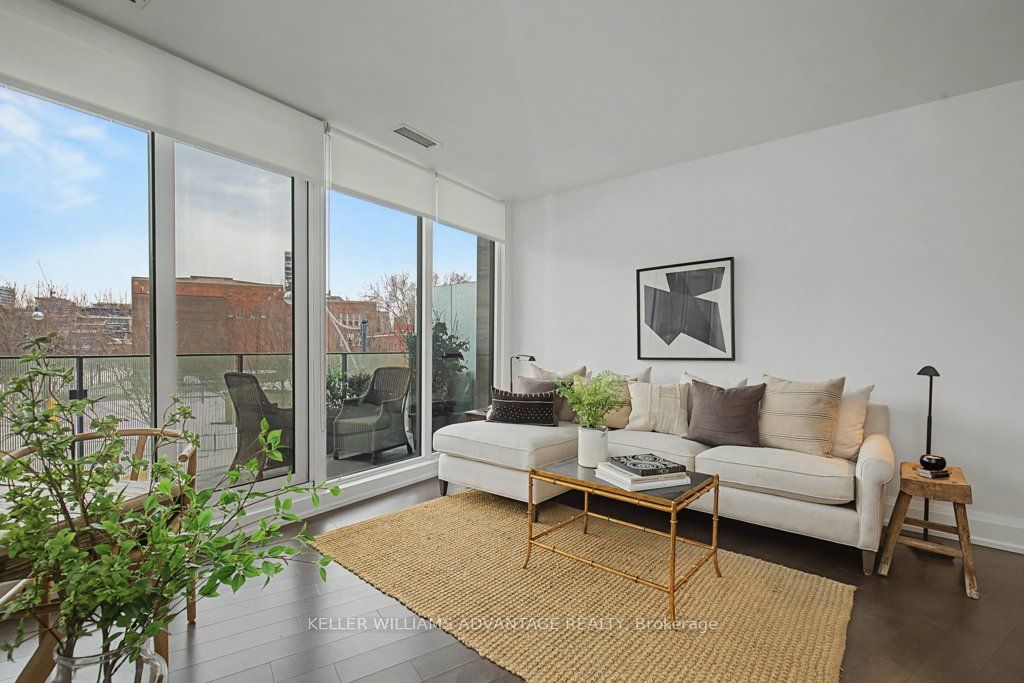 88 Davenport Road 306