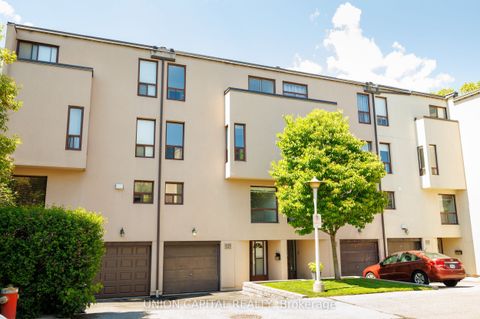 24 Reid Drive 2 Mississauga ON L5M 2A6