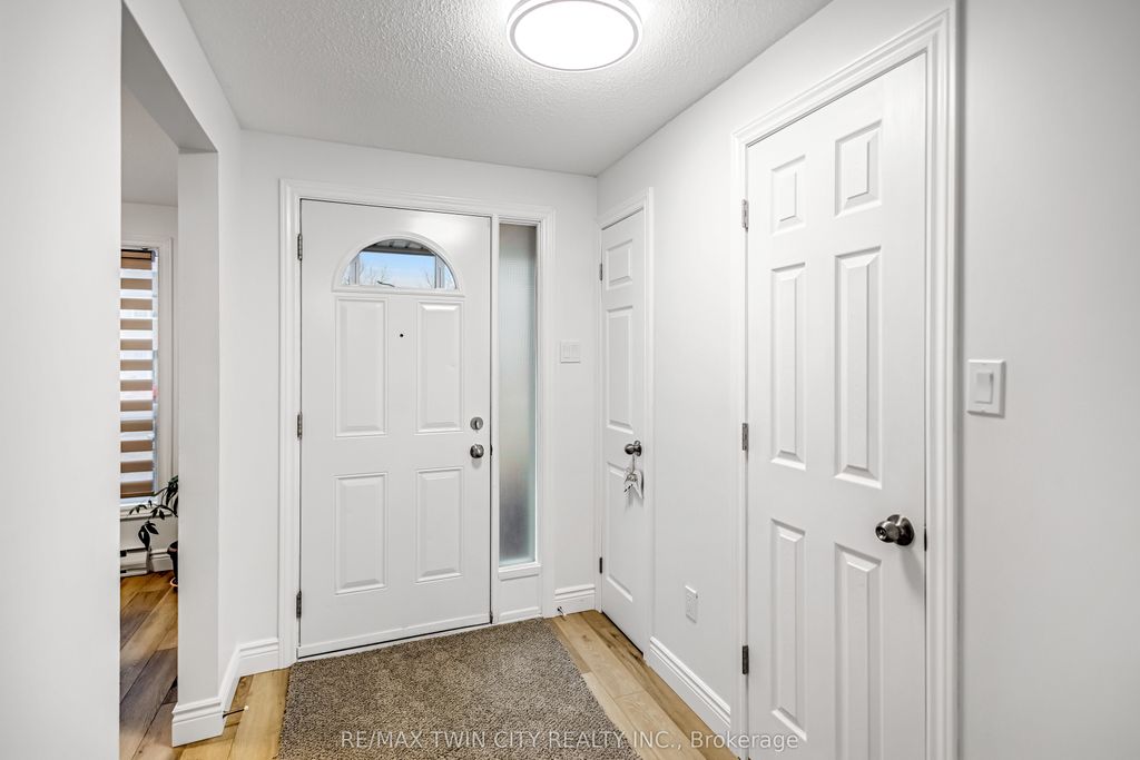 Photo of 494 Grey Street #16, Brantford, ON N3S 7S6 (MLS # X12858572)